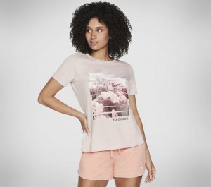 Camiseta Skechers Dreamy Escape Tee Mujer Rosas Claro | 962537RMT