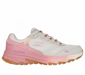 Tenis para Correr Skechers Waterproof: GO RUN Trail Altitude 2.0 Mujer Beige Rosas | 475068ICA